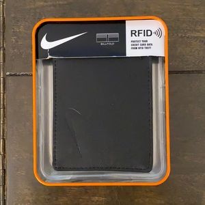 Men’s Bifold Nike Wallet